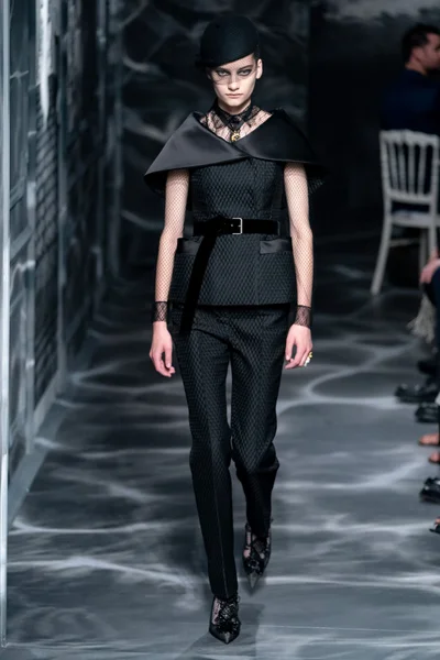 Look 51